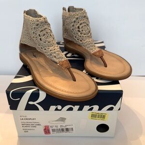LUCKY BRAND Cropley Women's Natural Camel Boho Thong Zipper Back Sandal 6M NEW